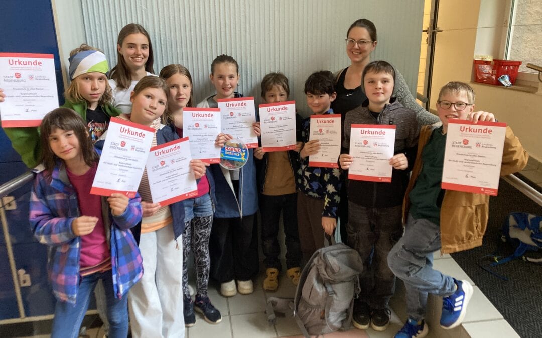 Starke Leistung im Wasser – Unsere Schule beim Schwimm-Regionalentscheid